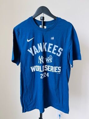 Nike NY Yankees World Series 2024 crew neck men’s M
